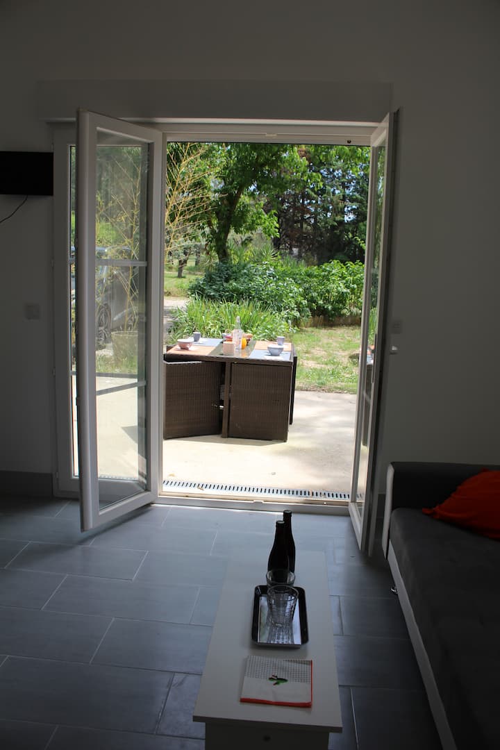 Appartement Indépendant - Saint-Cannat
