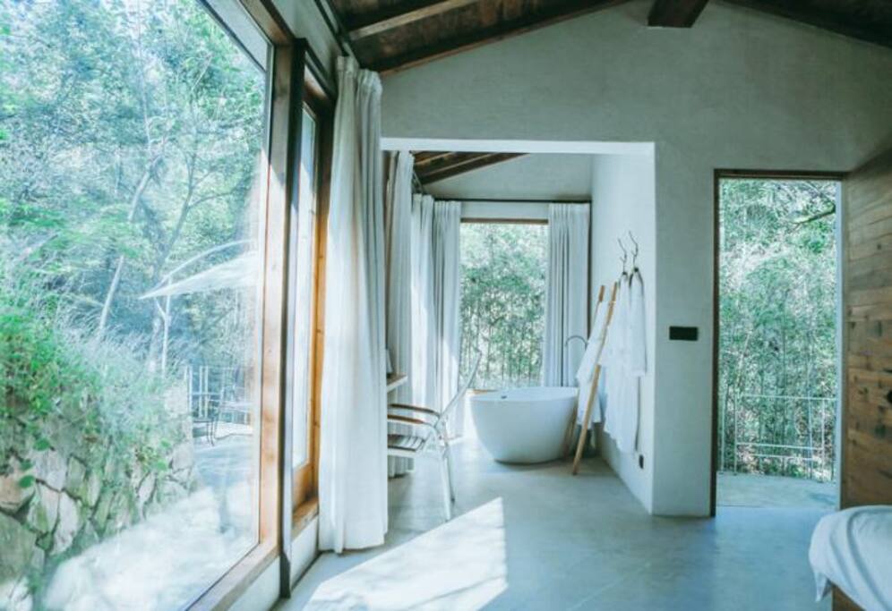 闻山色