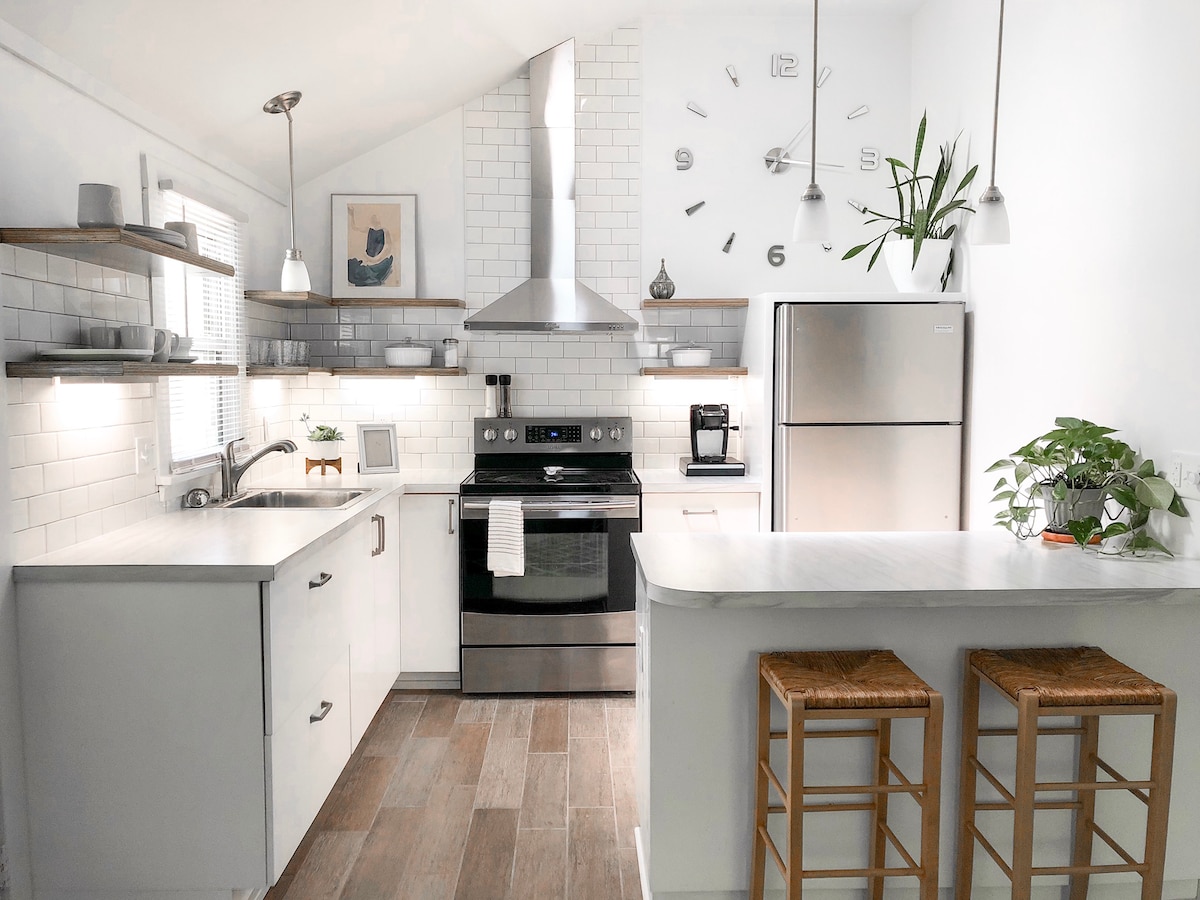 The Robbins Nest Offering A Tranquil Interlude Houses for Rent in