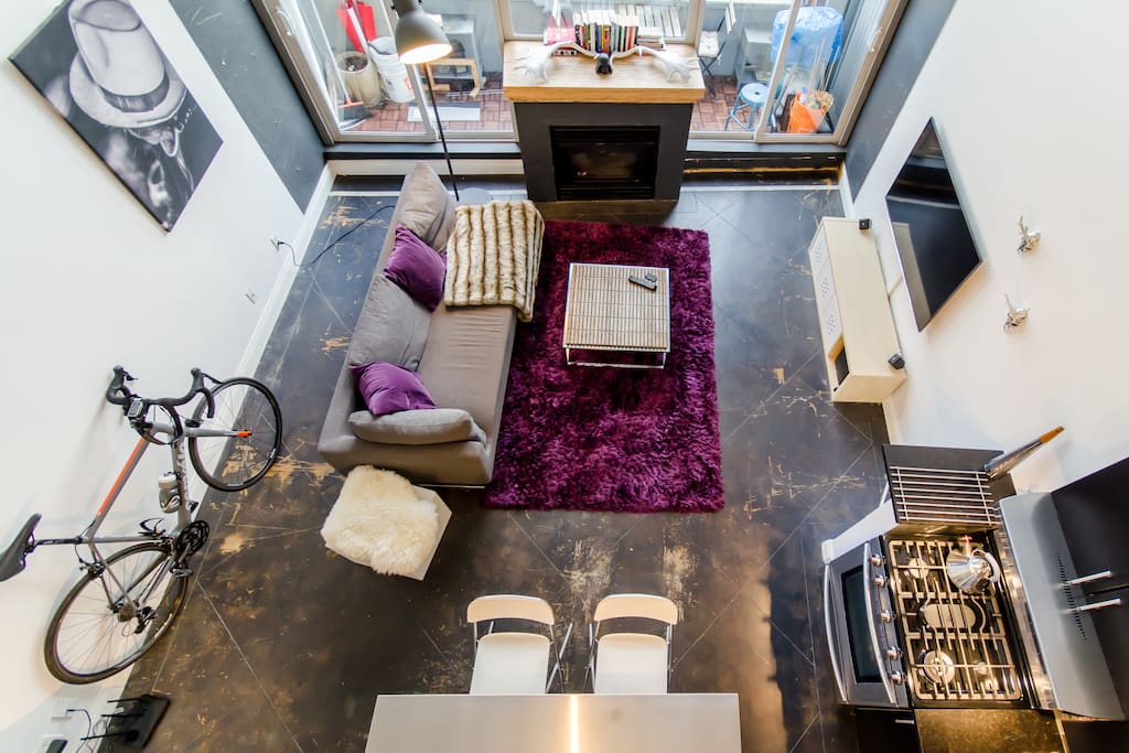 Aerial shot of the lower loft.