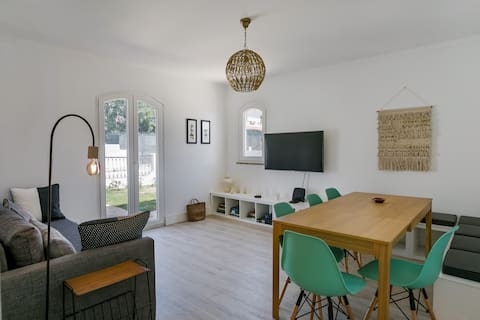 Successful Airbnb property: FLH Altura Family House with Pool in Altura