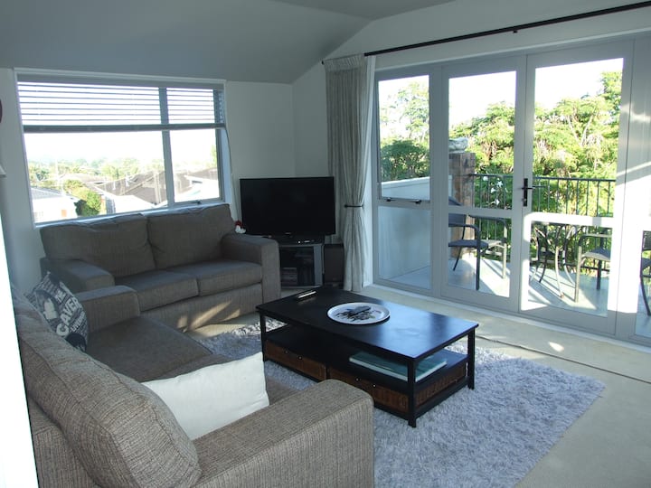 Close to Howick Village