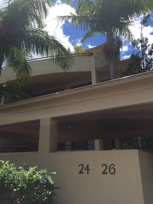 Balcony top left