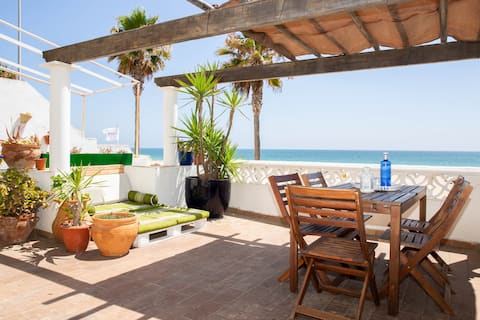 Beachview terrace, WiFi, AC
