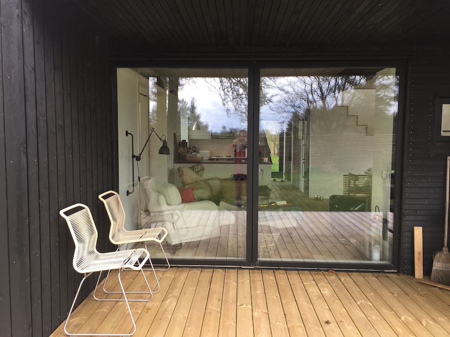 Masser af terrasser og udeliv