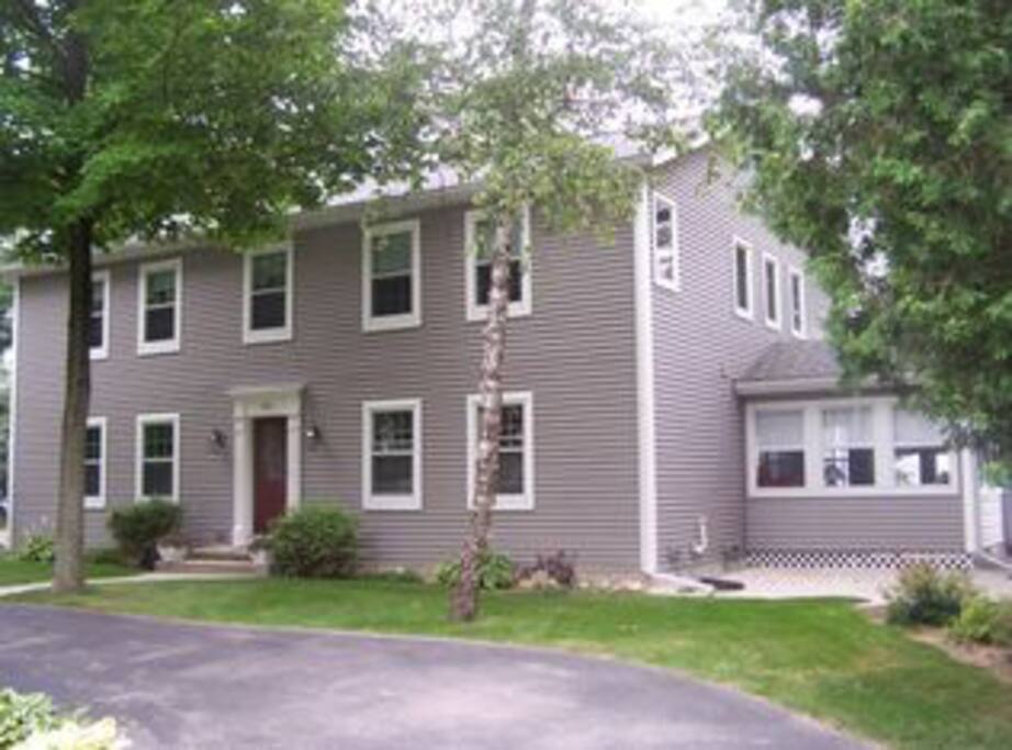 Egg Harbor waterfront 4 bedroom incredible views Cottages for Rent