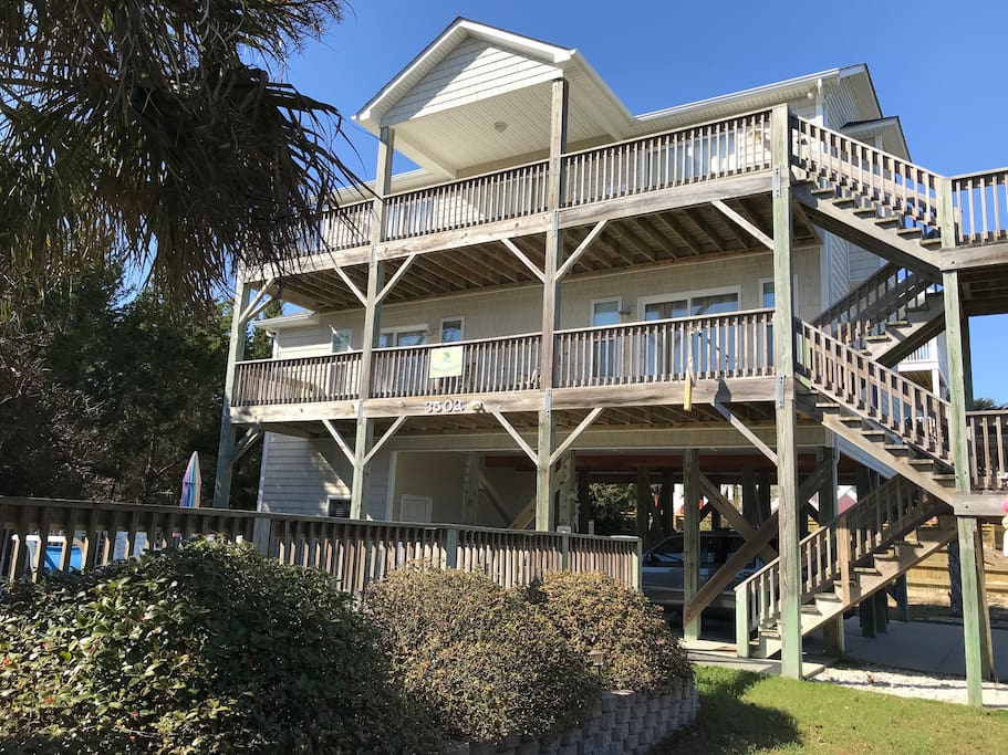 "Brown & Barefoot" Beach House