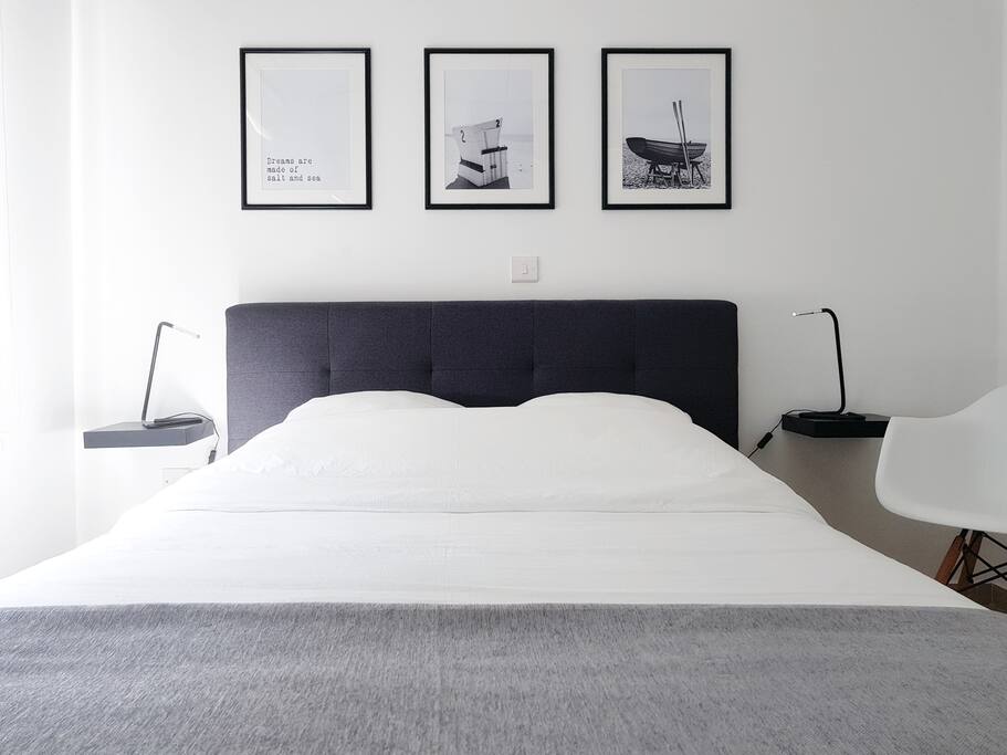 Comfortable & tranquil bedroom