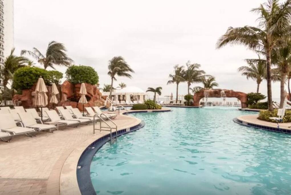 Take a dip and swim laps in this huge heated pool or simply enjoy the Sunny Isles breeze, lounge by the poolside and get a much-deserved tan