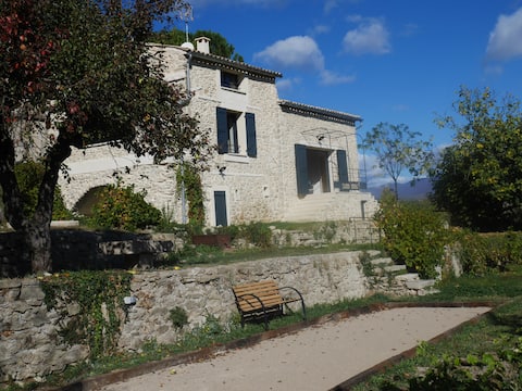 Charming house "Goustesoulé" near Forcalquier