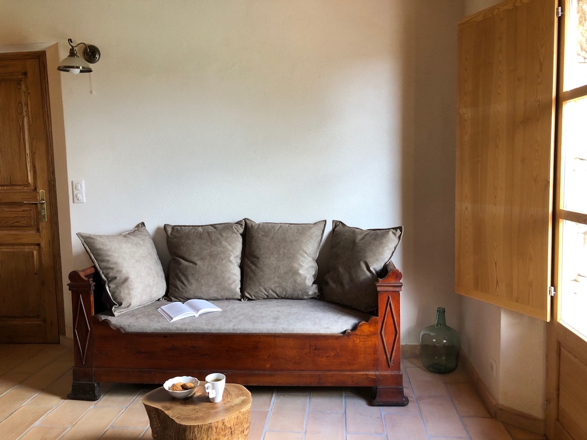 Successful Airbnb property: BERGERIE L'ALCUDINA in Sotta