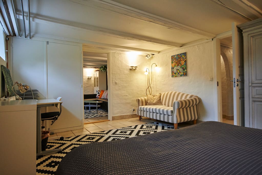 Bedroom with king size bed
