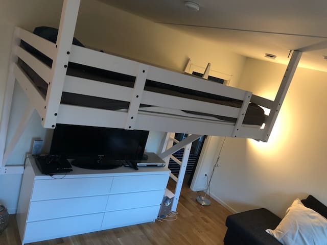 Airbnb Ojersjo Vacation Rentals Places To Stay Vastra