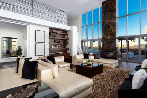 $20 Million Entire 59th Floor VEGAS Palms VILLA