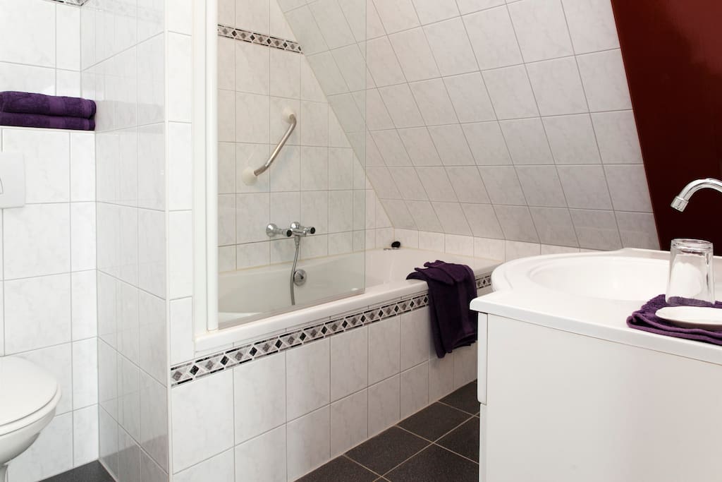 Bathroom (private)