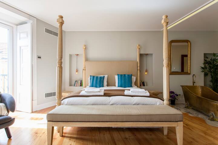 Marchesa de Bica Luxury Apartment – A safe home gallery image 2