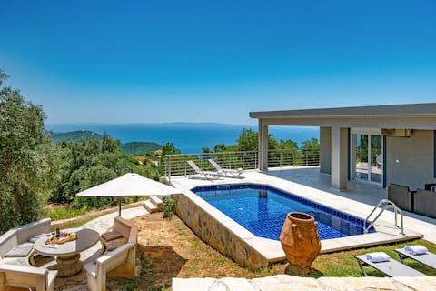 Villa Bavaria with pool