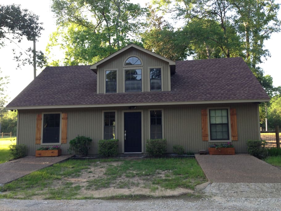 3 bedroom/2 bath guest house