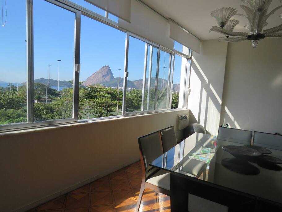 janela da sala de jantar