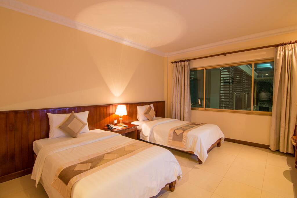 Deluxe Twin Room