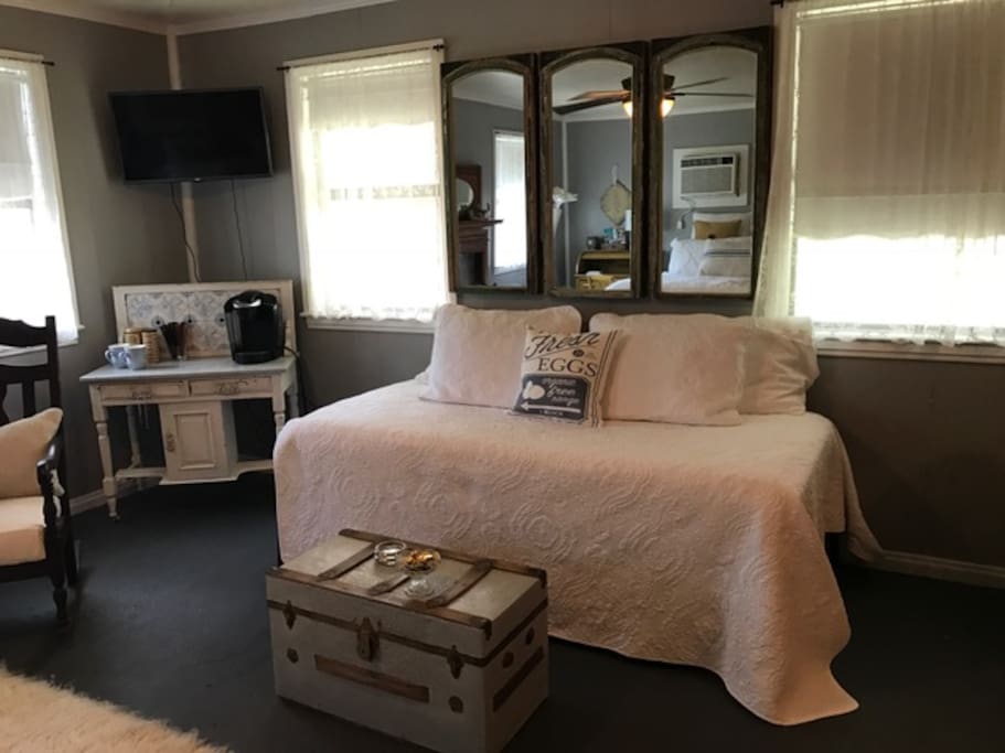 Trundle Bed (for two)