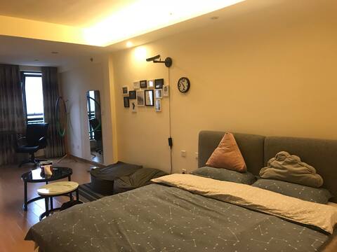 时代天街 科大 锦城 投影软床民宿1