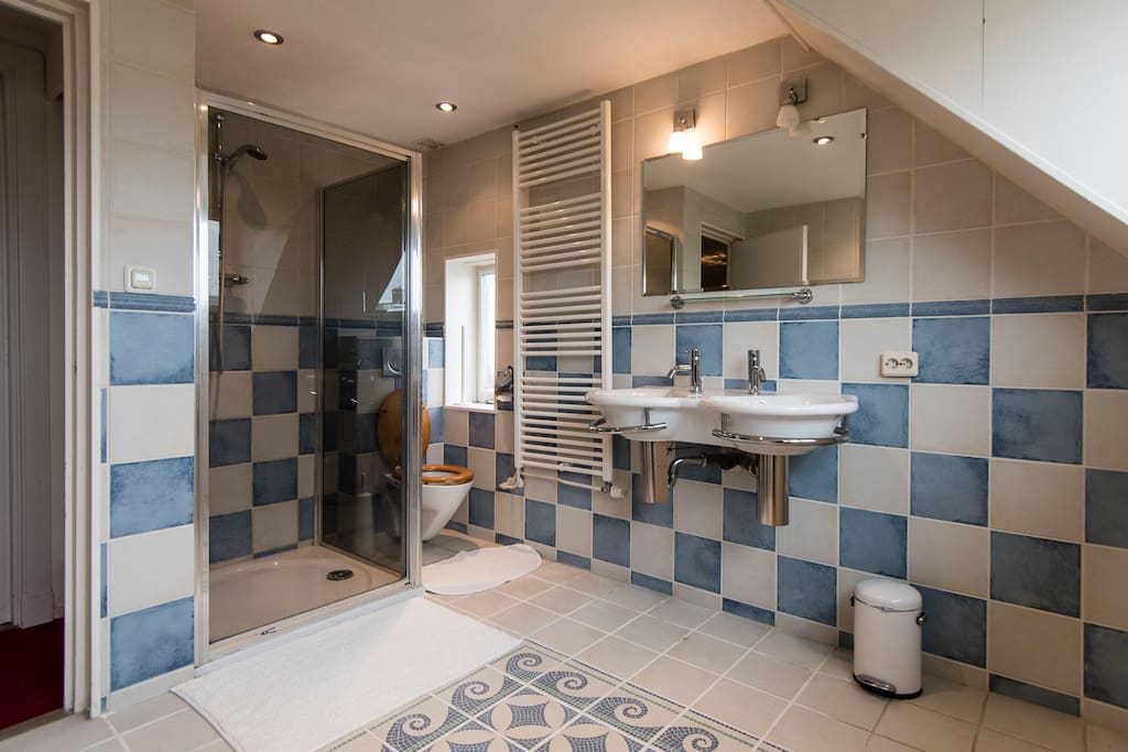 eigen badkamer