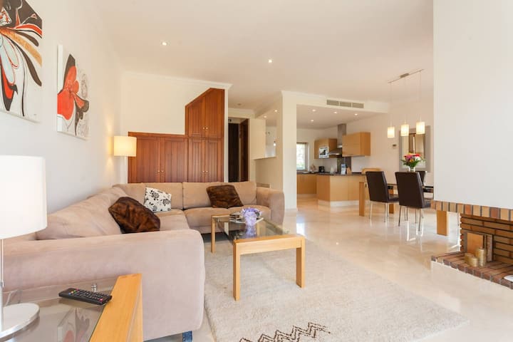 Beautiful Luxury Frontline Holiday Home In Arcos - Algar