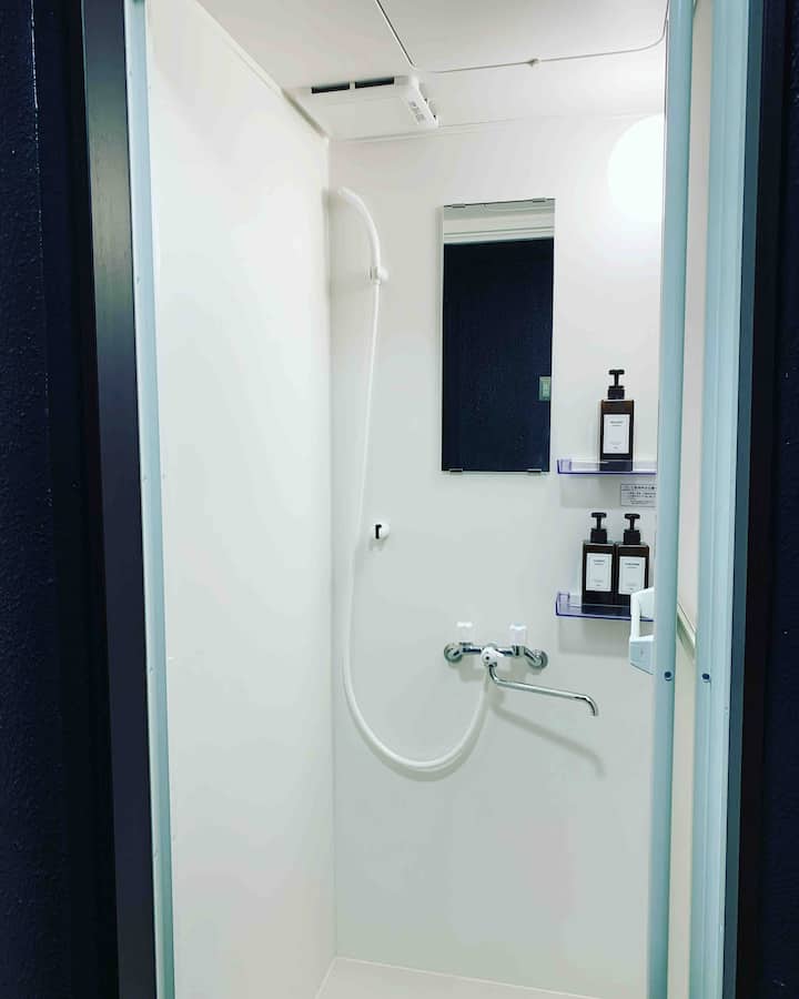 シャワールームもあります。