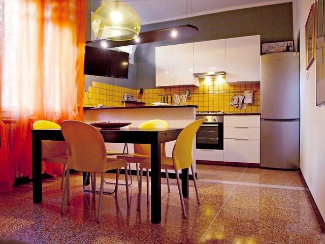 HAPPY HOME BO Fair Free Parking * * gallery image 4