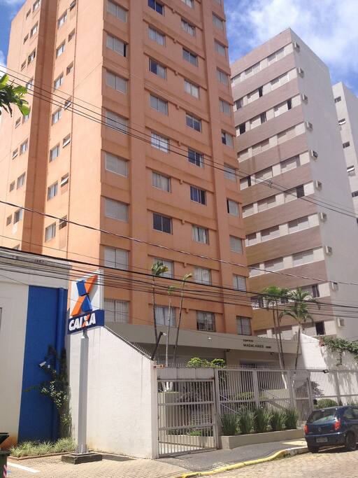 Fachada do prédio.