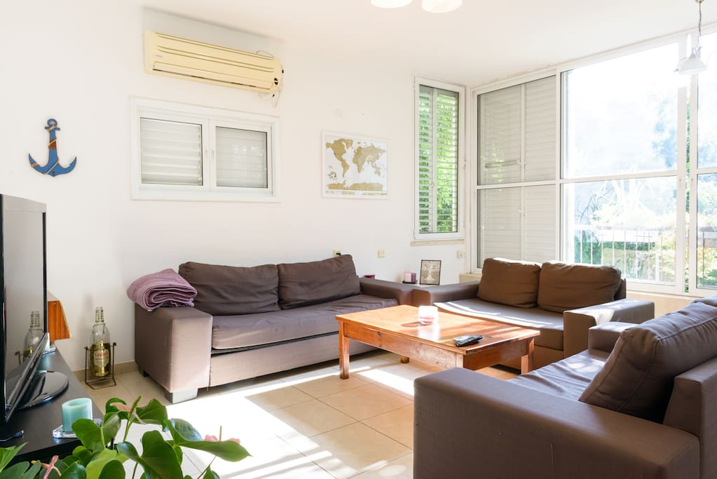 Lots of natural light!!