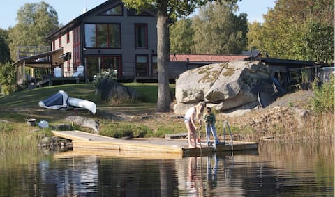 Large house by idyllic Långasjön with dock & boat