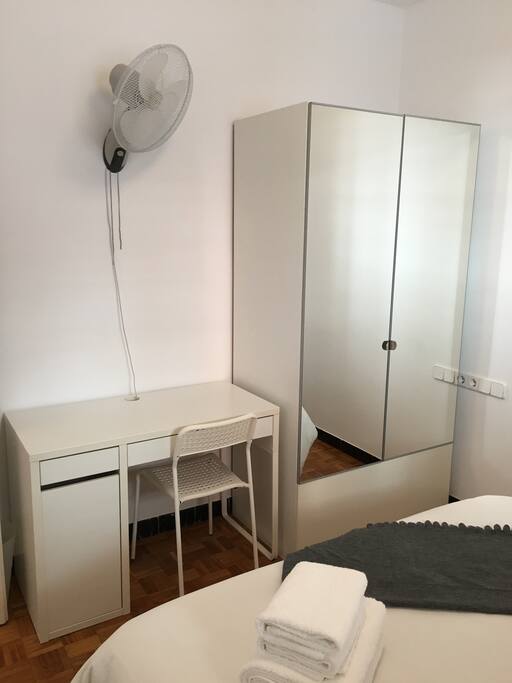 Room "C"