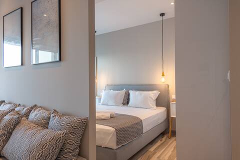 Valtes Luxurious Apartment I