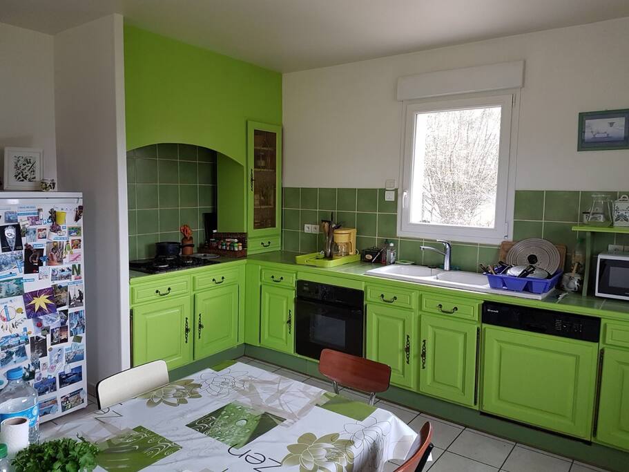 Cuisine où thé et café seront à disposition