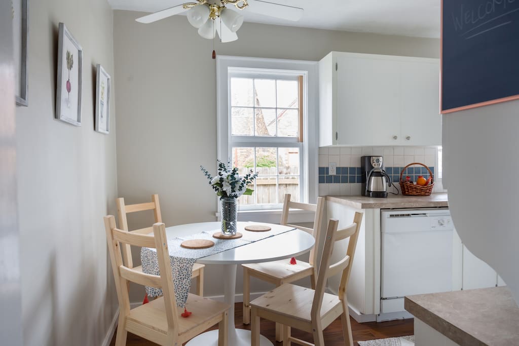 Bright and inviting kitchen