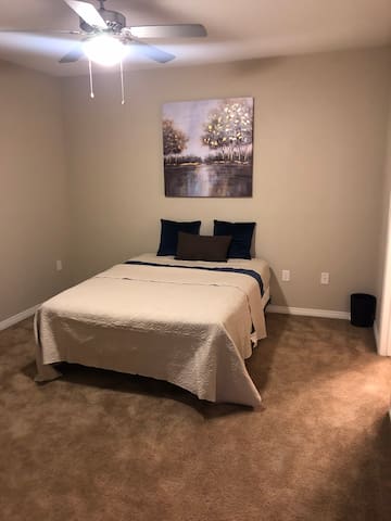 Spacious Private Room Bedroom 15 Mins From Strip 1 Bedroom 1 Bathroom Apartment Las Vegas United States Spacious Private Room Bedroom 15 Mins From Strip 1 Bedroom 1 Bathroom Apartment Las Vegas United States