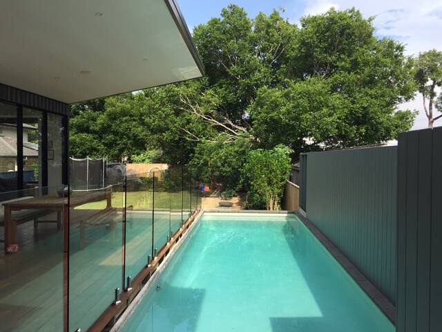 Bright Queenslander with pool & modern extension gallery image 2