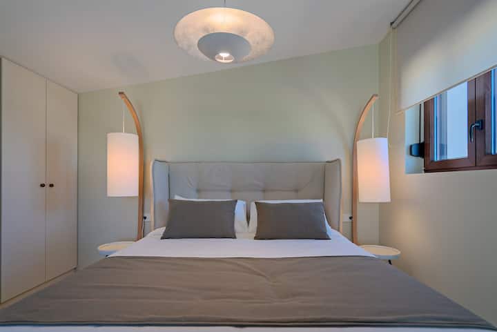 All bedrooms are air conditioned and have comfortable mattresses.