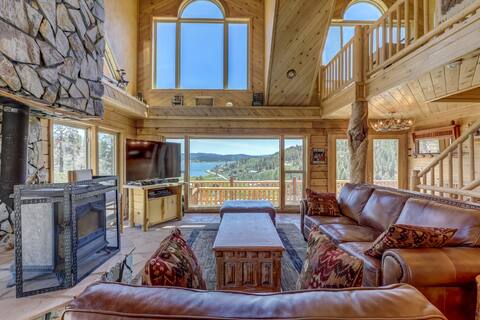 Beautiful Lake Cabin with Expansive Views