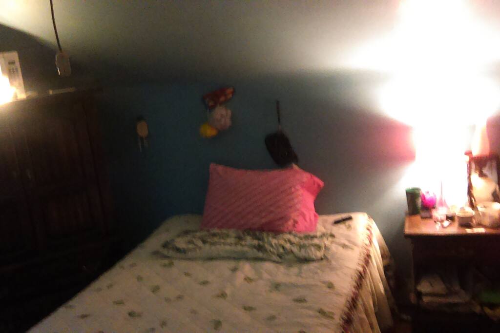 Queen size bed