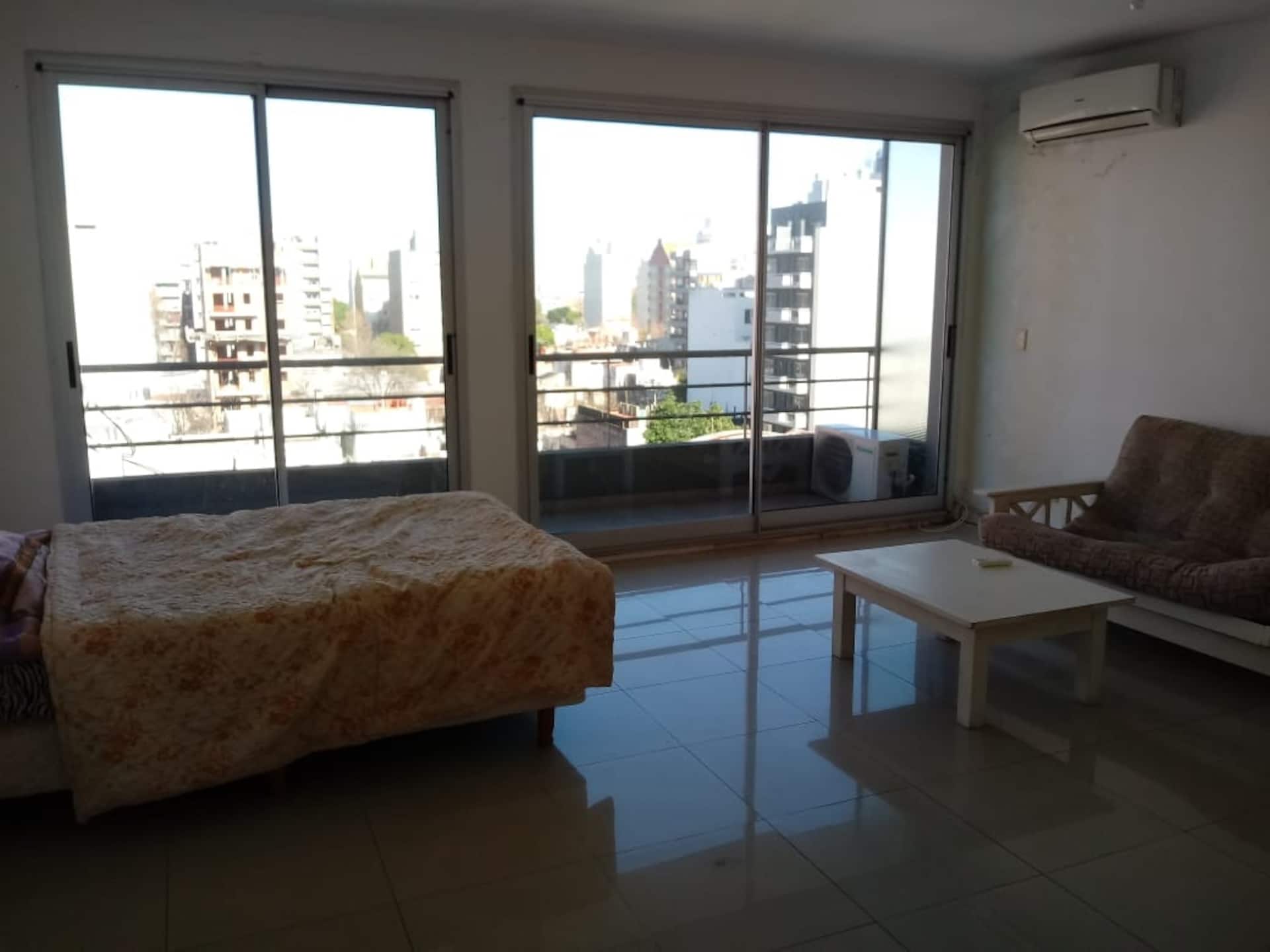Bright one-bedroom apartment in Villa del Parque