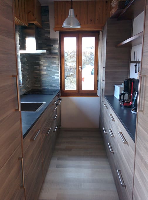 Kitchen (renovated 2015)