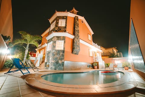 Villa Morada Sonneland with private pool
