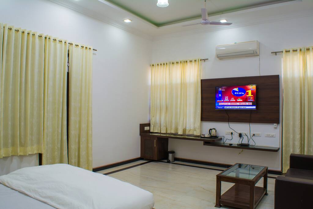 Tiger Hill Homestay - Super Deluxe Room.