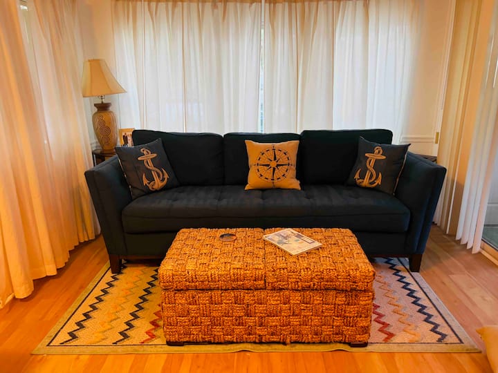 Living room 1
