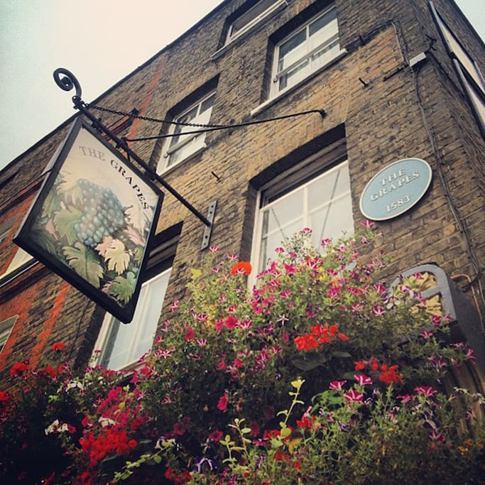 Foto di: The Grapes