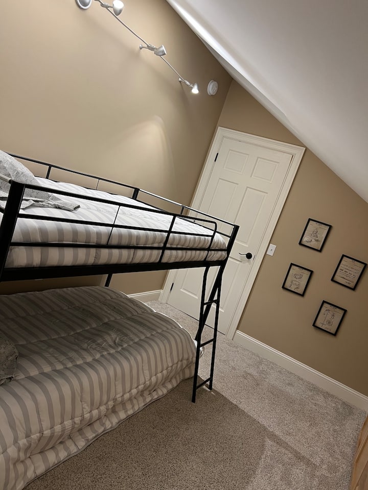 საძინებელი 1