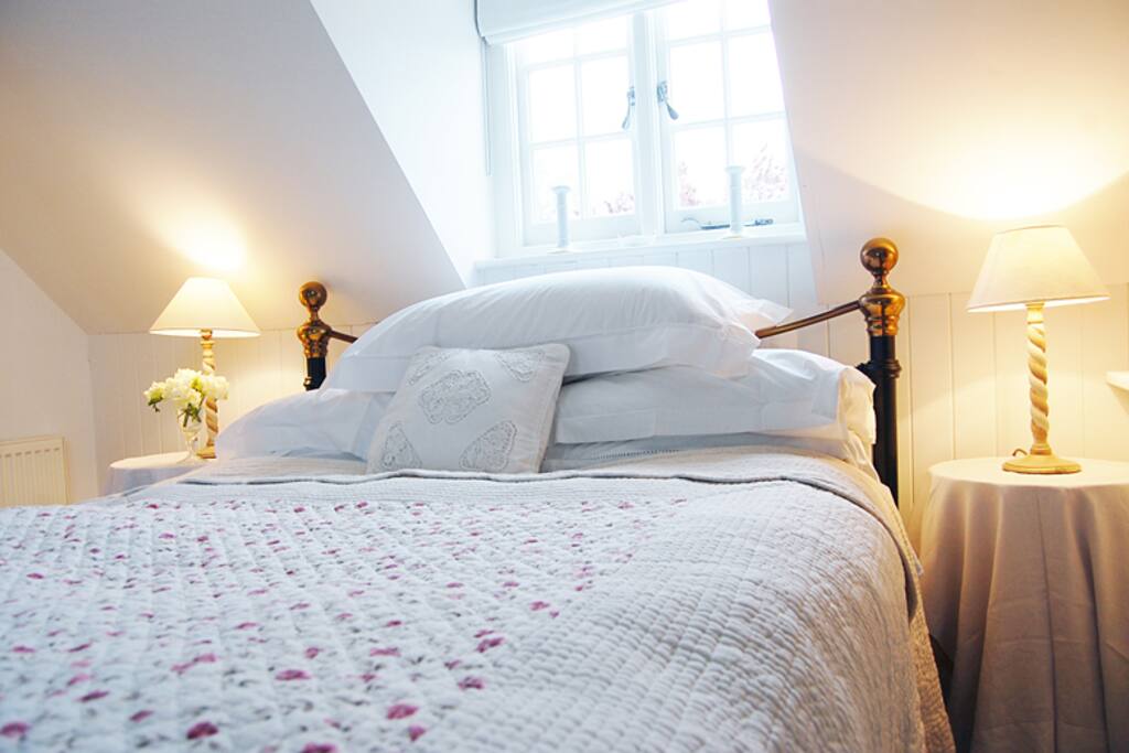 The Barn room w/ large double bed.